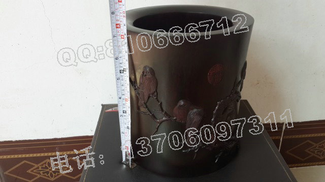大葉紫檀筆筒 寒雀圖