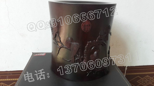 大葉紫檀筆筒 寒雀圖
