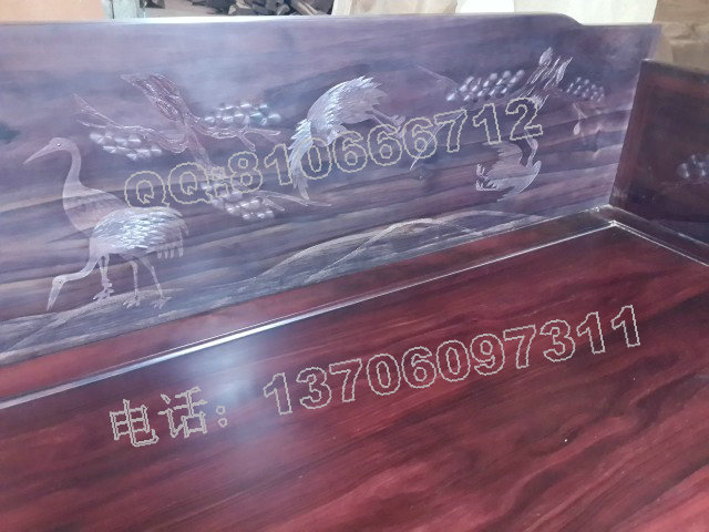 影雕羅漢床